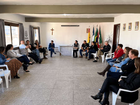 Prefeitura participa de intercâmbio de experiências com franceses e gaúchos no STR de Torres